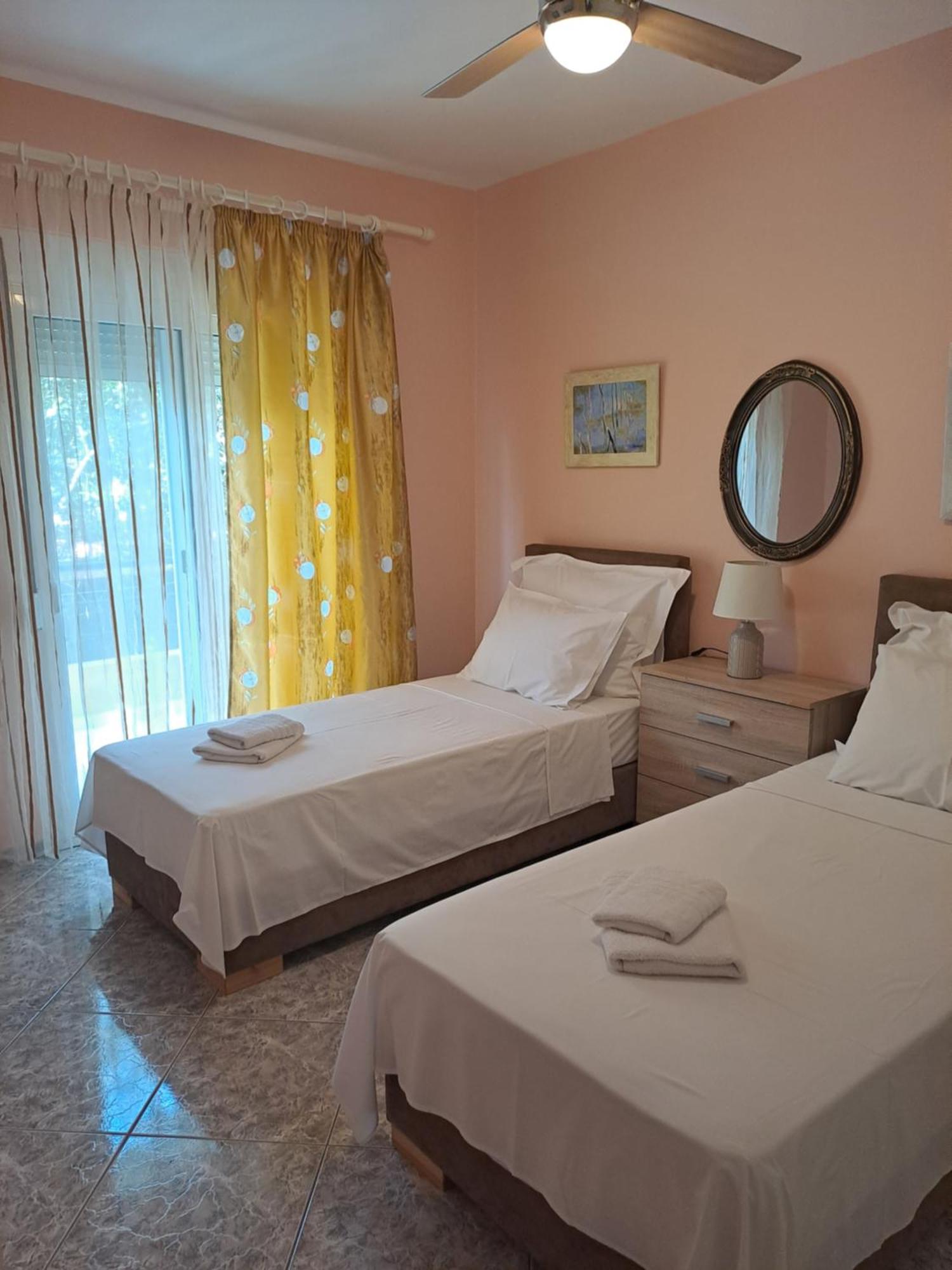 Myrsini' S House Villa Nea Peramos  Ngoại thất bức ảnh